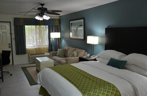 Cypress Cove Nudist Resort Poinciana Bagian luar foto